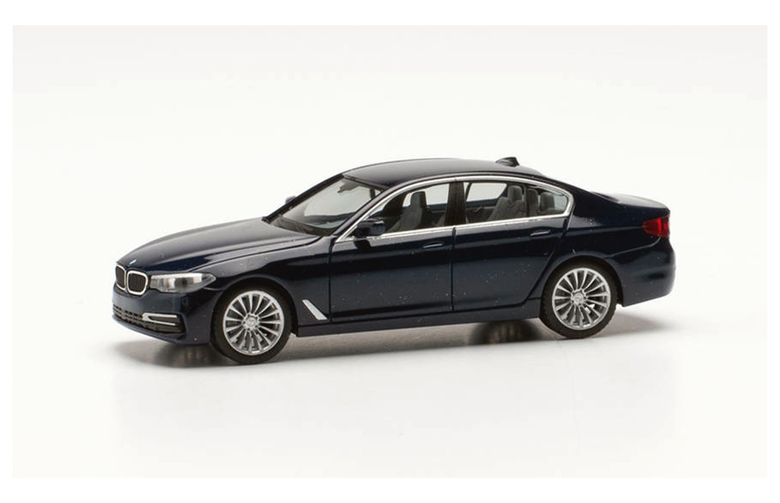 HERPA 430692-004 - BMW Serie 5 Limousine - 1:87